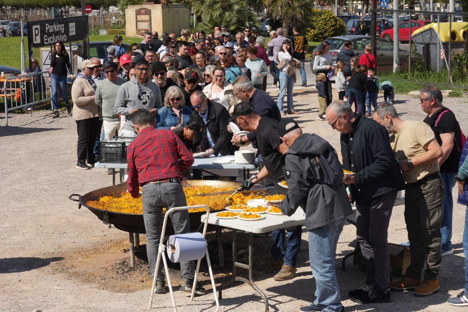 Galería de fotos: Las mejores imágenes de la paella monumental de ‘Mediterráneo’ en Solé City