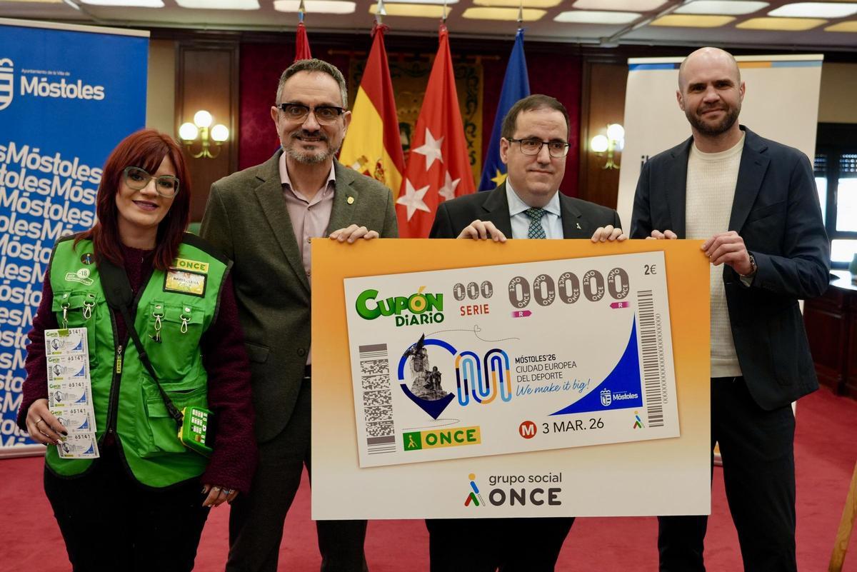 Presentación del cupón de la ONCE que homenajea a Móstoles como Ciudad Europea del Deporte 2026.