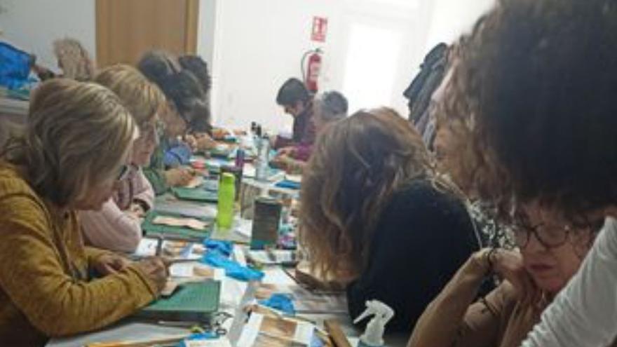 Taller con la asociación.