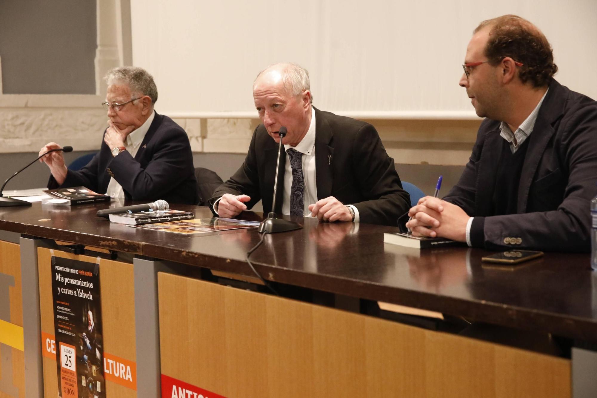 La presentación del séptimo libro de Pepín Braña, en imágenes