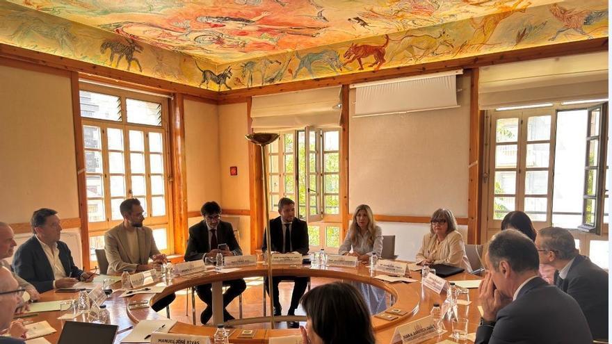 La Fiscalía investiga "por delito de odio y desprotección" el recorte de la ayuda a menores migrantes en Aragón