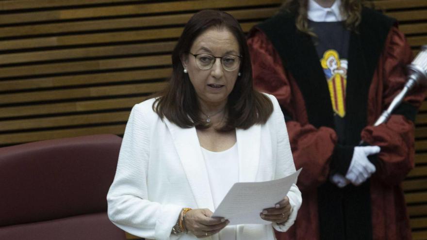 Llanos Massó, presidenta de las Corts.  | MIGUEL ÁNGEL MONTESINOS