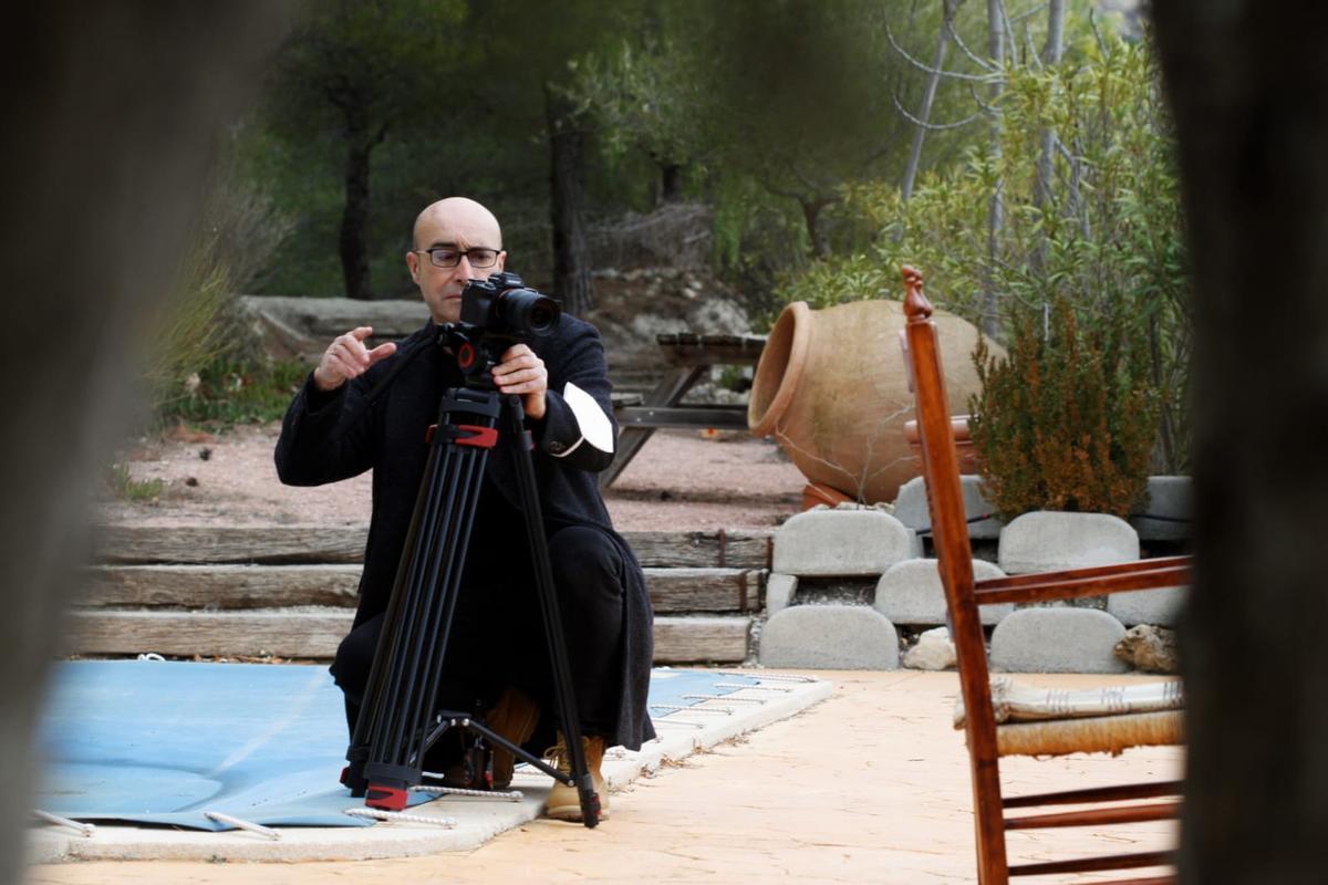 Ángel Puado, durante el rodaje en Castalla de "Los días de la noche"