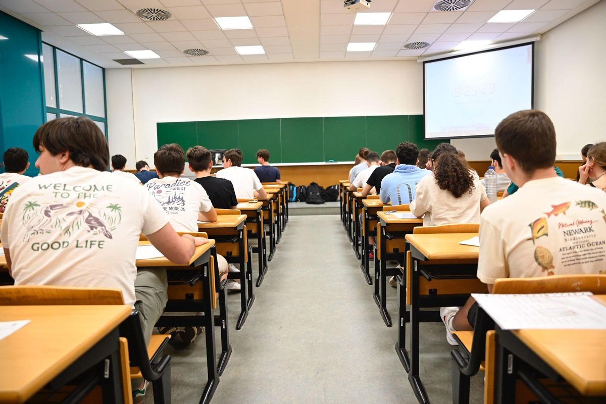 Alumnos de Castellón, de exámenes en la UJI.