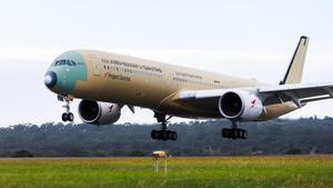 Vuelo de prueba del primer Airbus A350-100ULR de Qantas entre Toulouse y Melbourne.