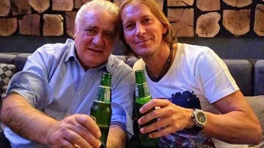 Lorenzo Sanz y Míchel Salgado. // @therealsalgado