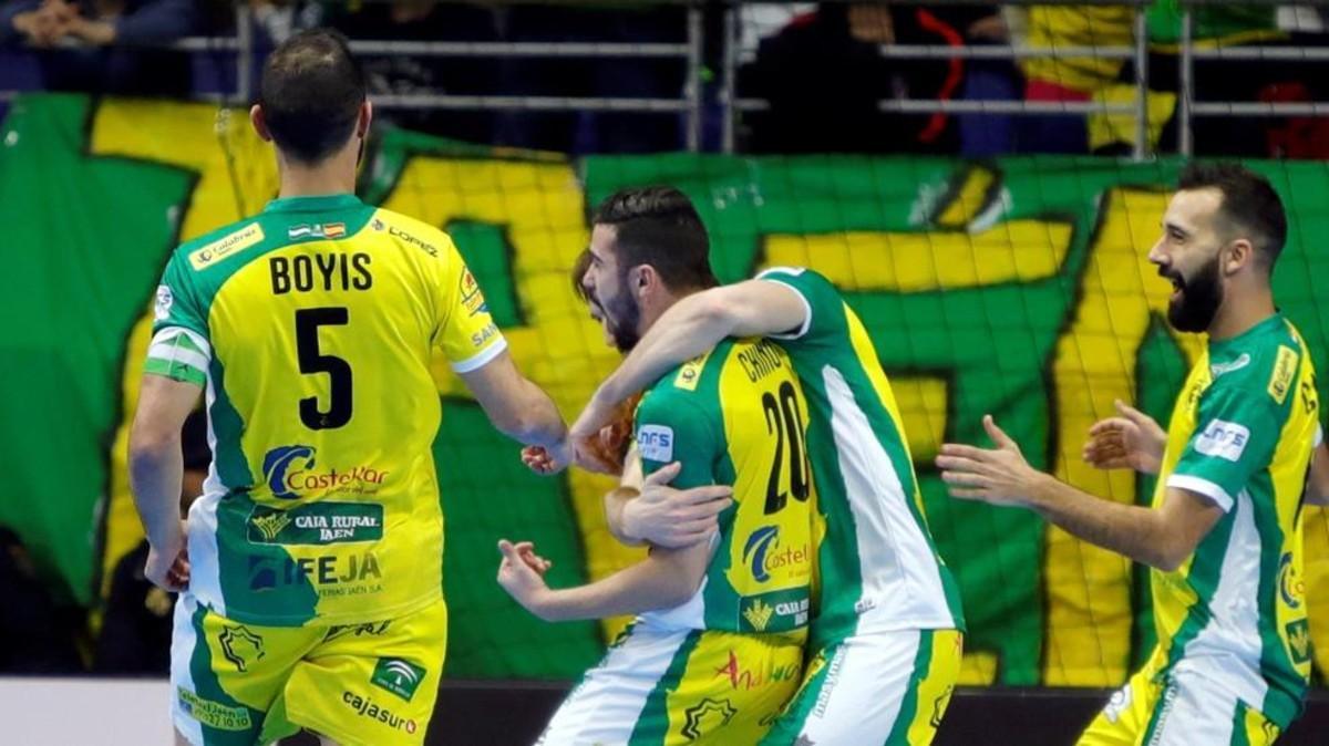 Chino marcó dos goles decisivos en la semifinal ante Ríos Renovables