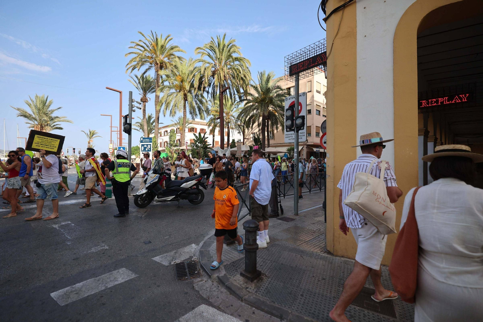 Manifestación contra la masificación turística en Ibiza