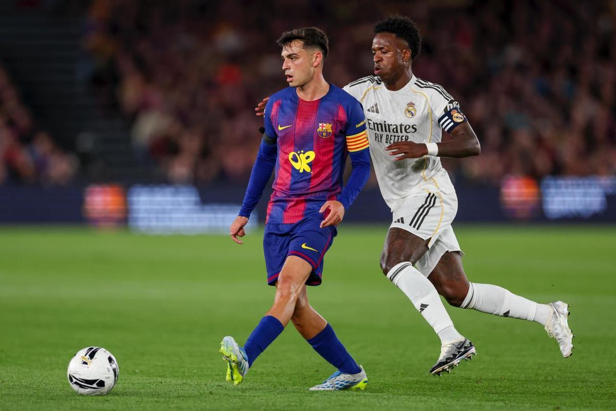 Pedri y Vinicius Jr duarnte el Barça-Real Madrid de LaLiga 2025/26