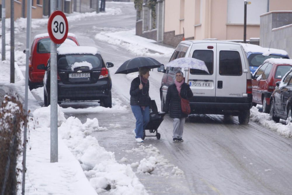 Imatges de la nevada a Sant Hilari Sacalm