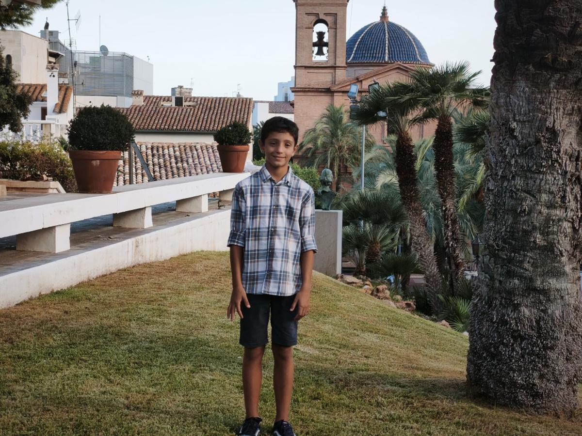 Las nuevas cortes de Benicàssim posan por primera vez con sus 24 representantes Las nuevas cortes de Benicàssim posan por primera vez con sus 24 representantes