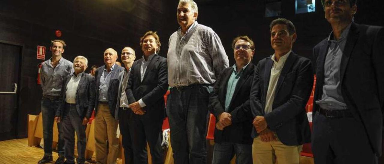 Presentación de la Copa Galicia de Baloncesto en el Auditorio Municipal de Ourense. // Brais Lorenzo