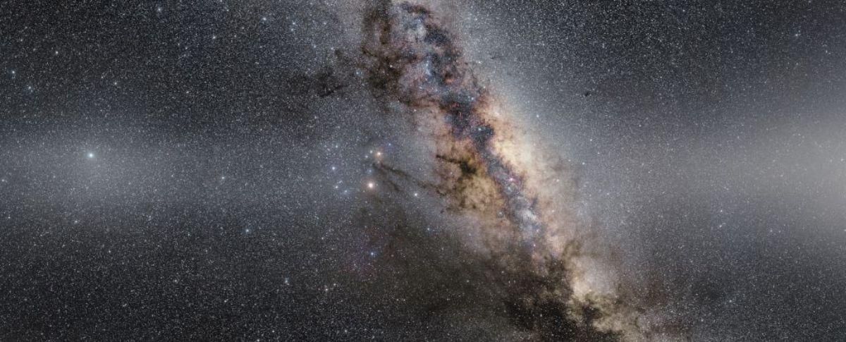 Una lleu i misteriosa «llum fantasmal» envolta el Sistema Solar Una lleu i misteriosa «llum fantasmal» envolta el Sistema Solar