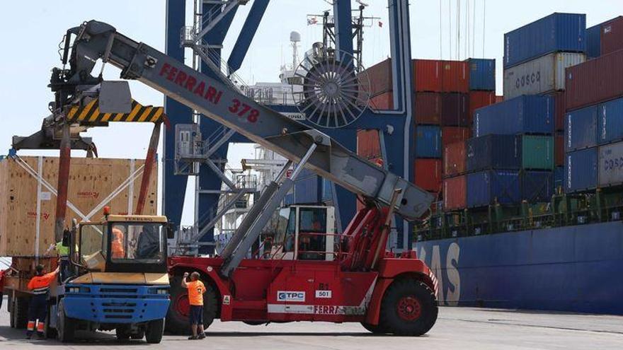 La Cámara de Castellón anticipa una caída de las exportaciones de un 32% en abril
