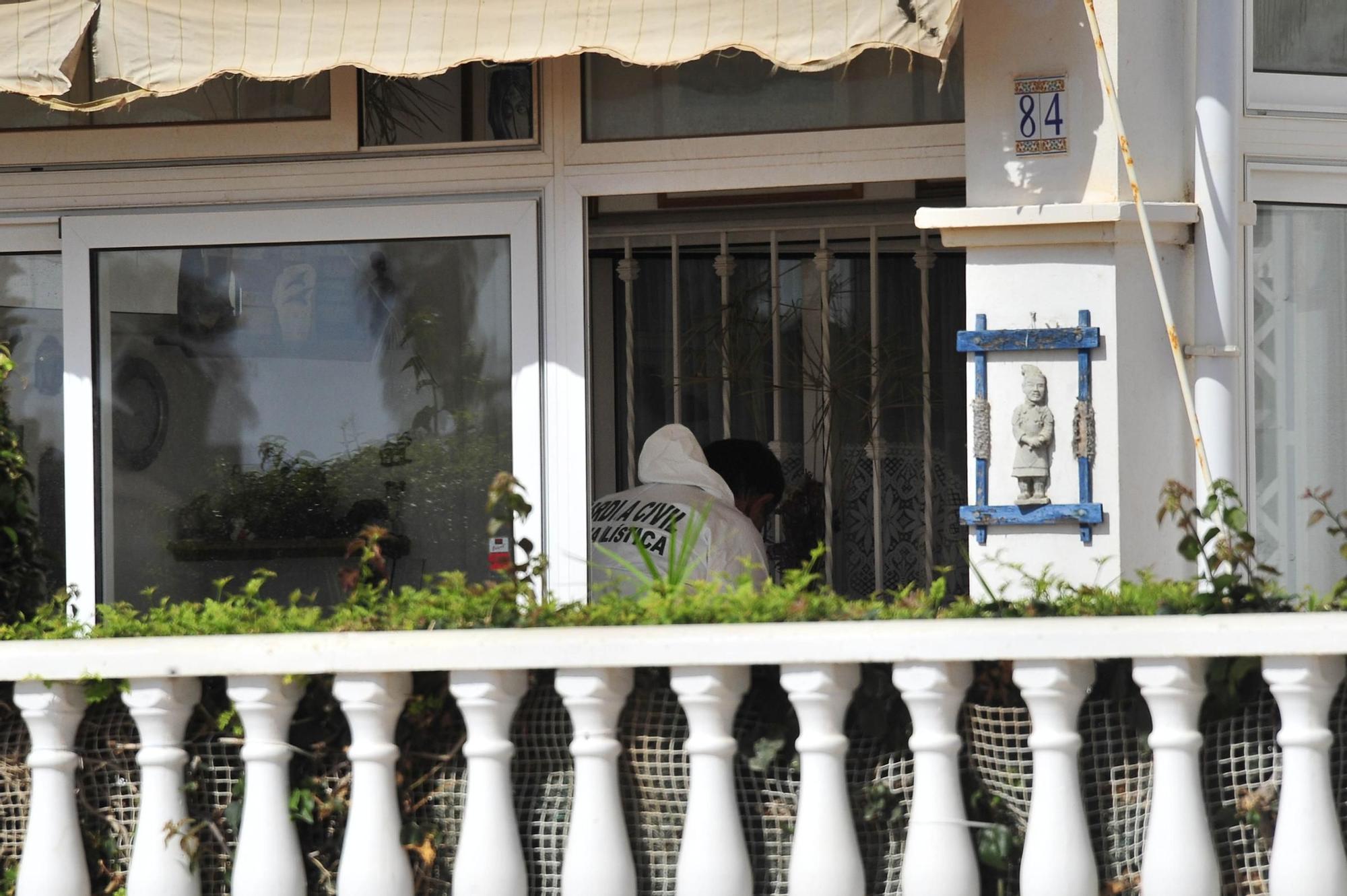 Un hombre de 82 años mata presuntamente a su pareja en un domicilio de Orihuela Costa