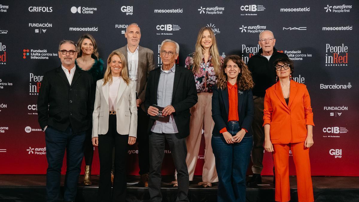 La Gala Solidaria People in Red Barcelona llega a su 16ª edición con Amaral, Sílvia Abril, Toni Acosta, Joan Dausà y un nuevo premio solidario a Eduardo Casanova