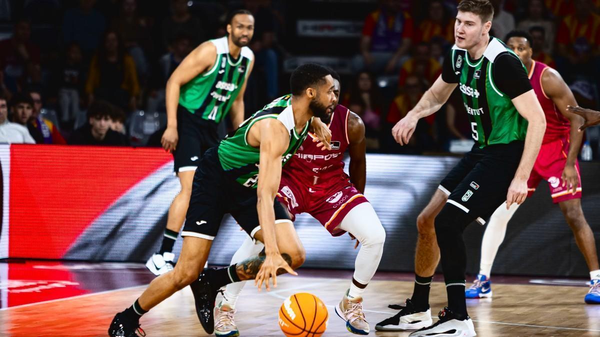 Cameron Hunt fue el héroe de la Penya en Lleida