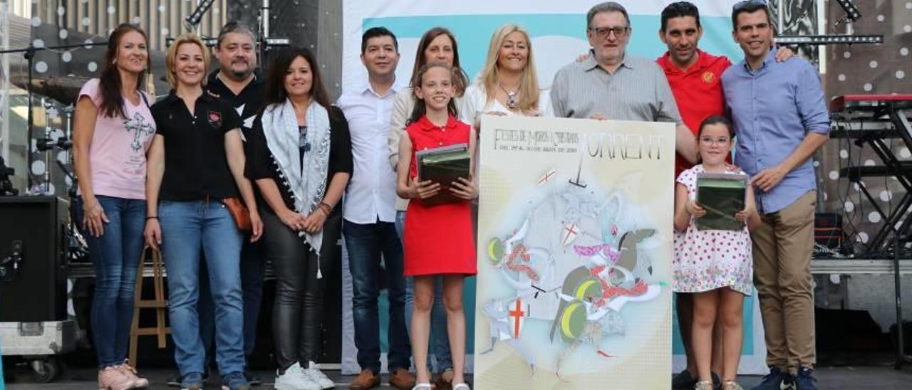 Los Moros y Cristianos entregan sus premios del concurso de dibujo