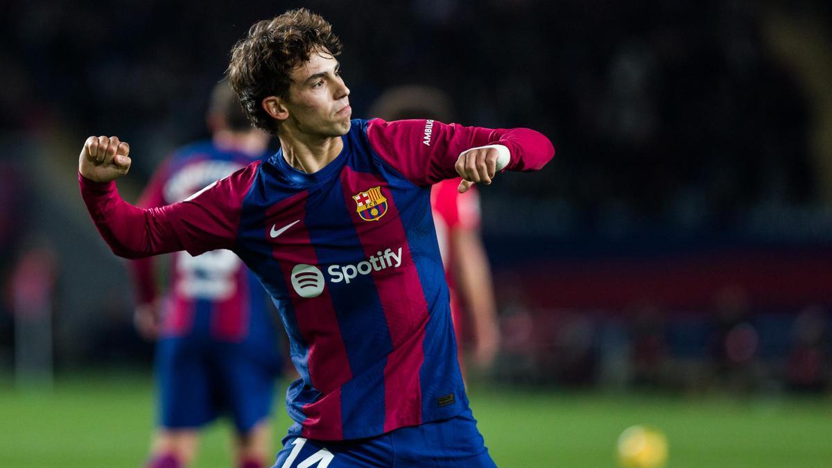 Joáo Félix celebra el gol que le dio el triunfo al Barça sobre el Atlético en Montjuïc.