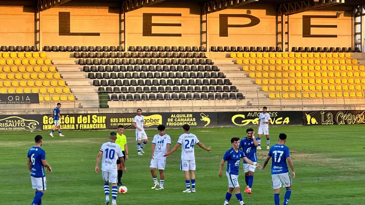 Gris versión del Extremadura en sus dos partidos de Lepe