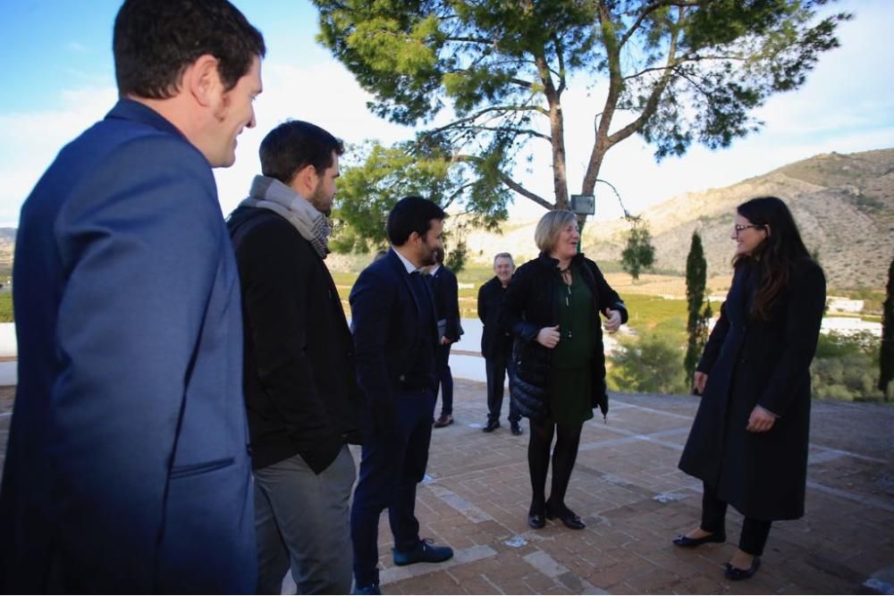 El pleno del Consell se reúne en la ermita de la Magdalena de Castelló