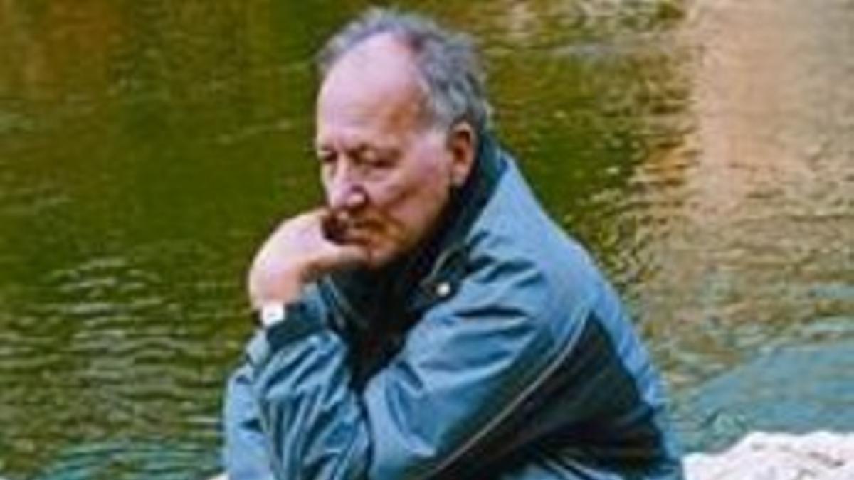 El cineasta alemán Werner Herzog, durante el rodaje de 'La cueva de los sueños olvidados'.