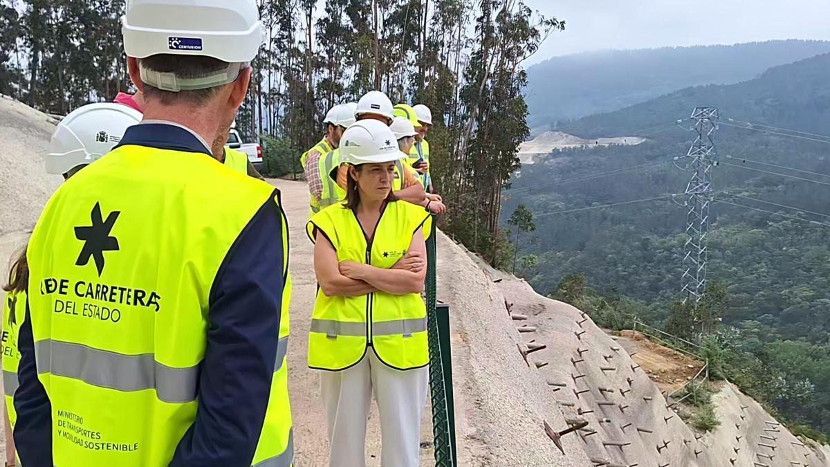 Adriana Lastra, durante la visita