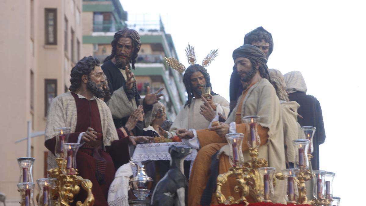 En imágenes | Procesiones del Jueves Santo en Zaragoza