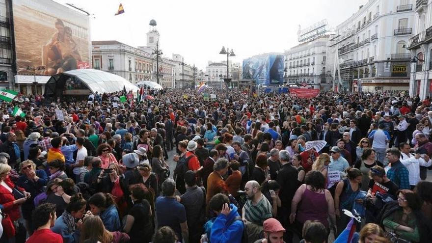 Nostalgia e indignación en las marchas para conmemorar el 15M