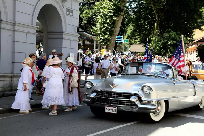 En imágenes: Así vive Pola de Allande el Día del Emigrante
