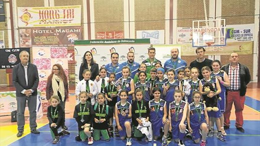 El Club Baloncesto Alto Guadalquivir gana la liga provincial Premini