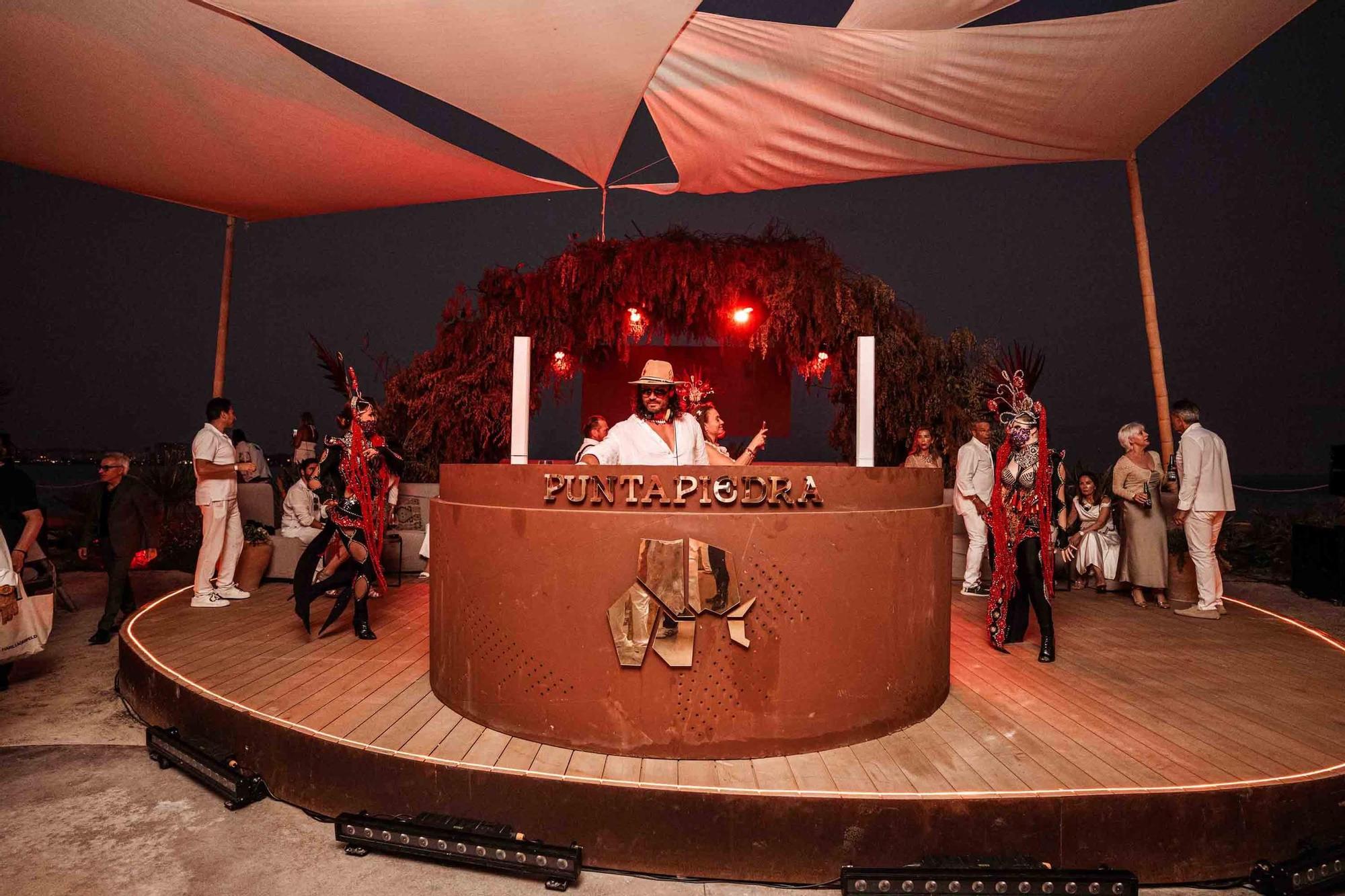 Puntapiedra reabre sus puertas con la fiesta que marca el inicio del verano 2025 en Alicante