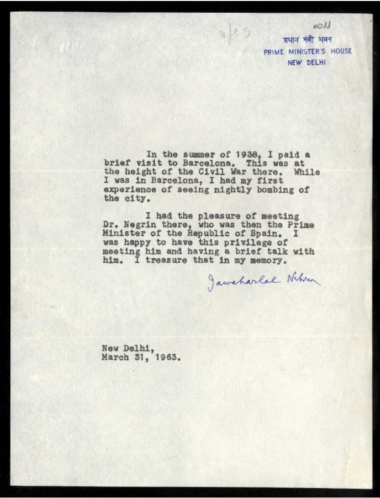 Imagen de la carta origianl de Jawaharlal Nehru al hijo de Juan Negrín. | | FUNDACIÓN NEGRÍN