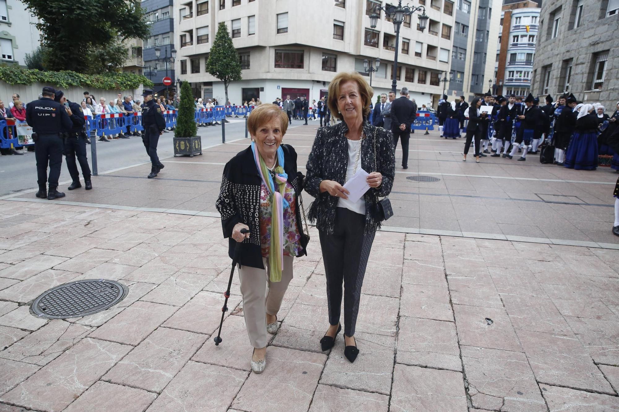 EN IMÁGENES: La Familia Real asiste en Oviedo al concierto de los premios "Princesa de Asturias"