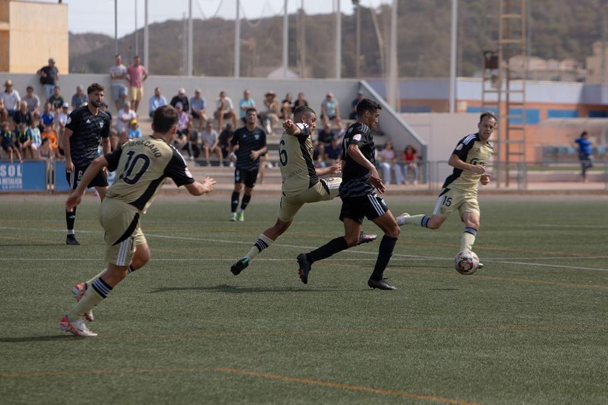 Todas las imágenes del encuentro entre La Unión y el Deportivo Linares Todas las imágenes del encuentro entre La Unión y el Deportivo Linares