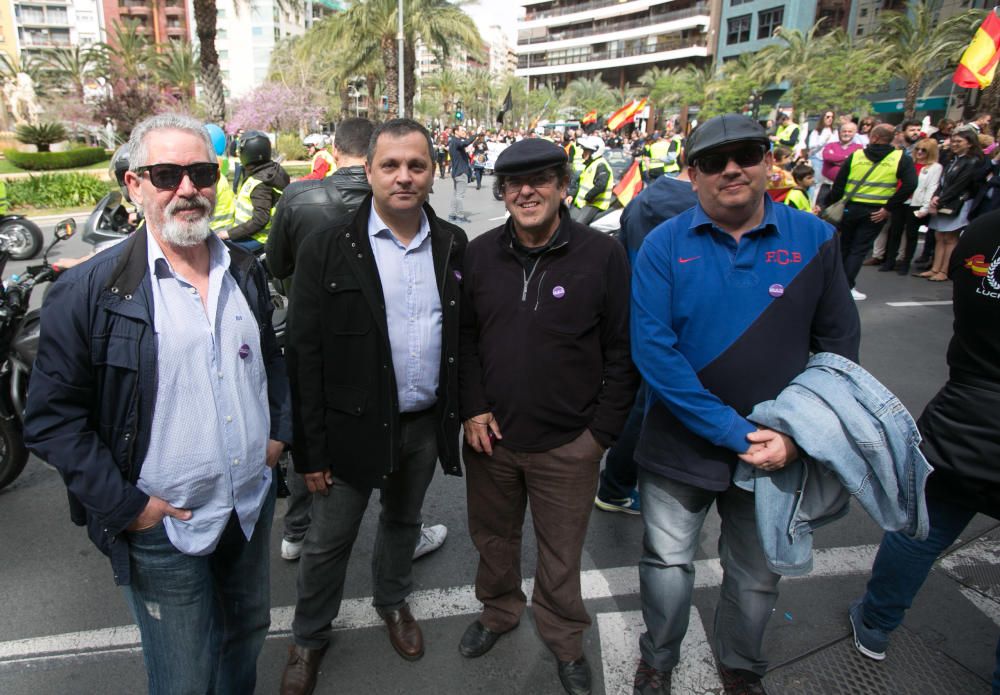 Manifestación por la equiparación salarial convocada por la asociación de policí­as Jusapol en Luceros