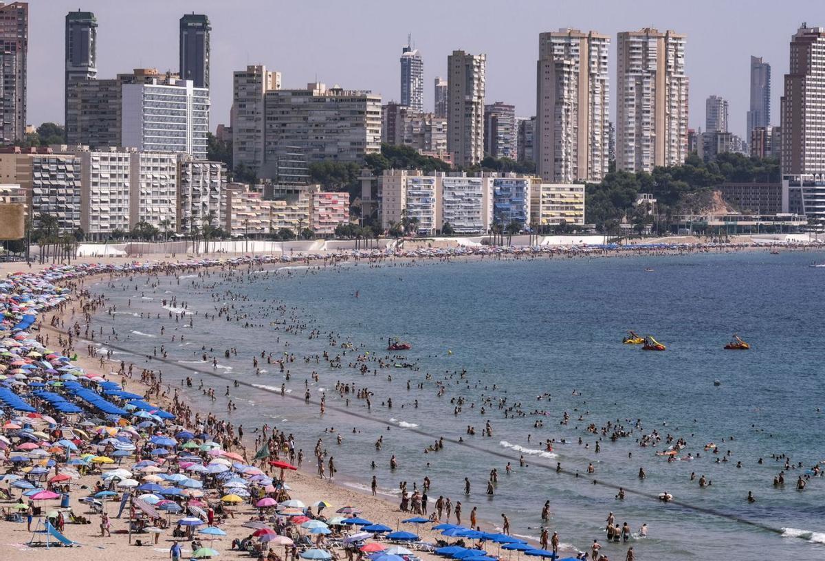 Sota la platja, les llambordes