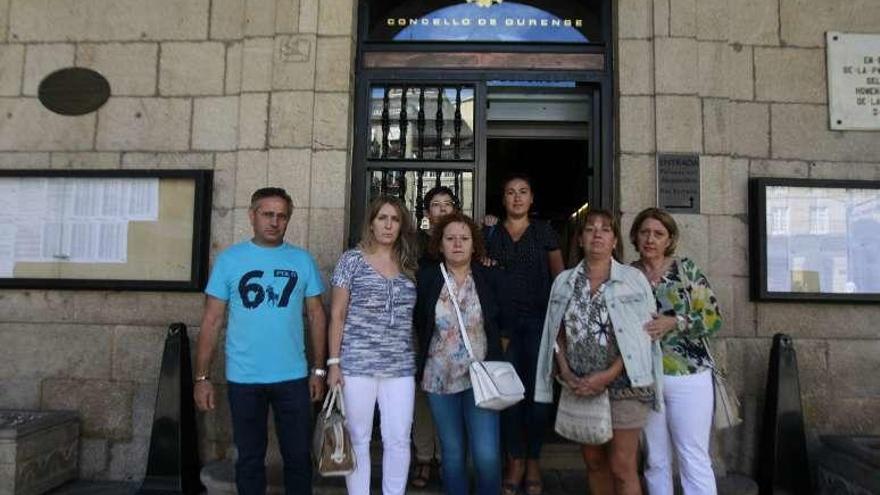 Trabajadoras de Linorsa critican la gestión del Concello por no resolver los problemas