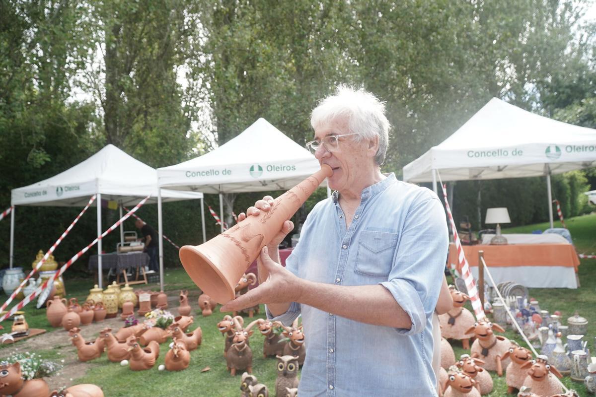 Oleiros celebra una nueva edición de su feria de alfarería