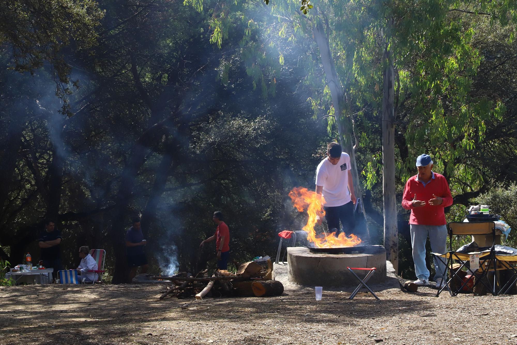 Los peroles con fuego vuelven a los Villares por San Rafael