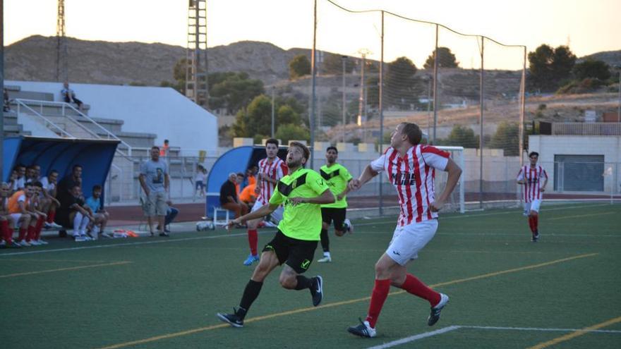 Imagen del partido disputado hoy por el Eldense en Petrer.