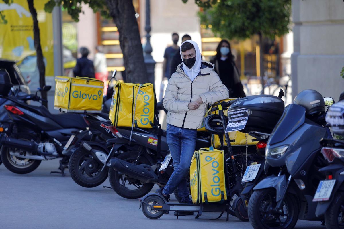 Valencia. Concentracion y marcha en contra de la ley rider