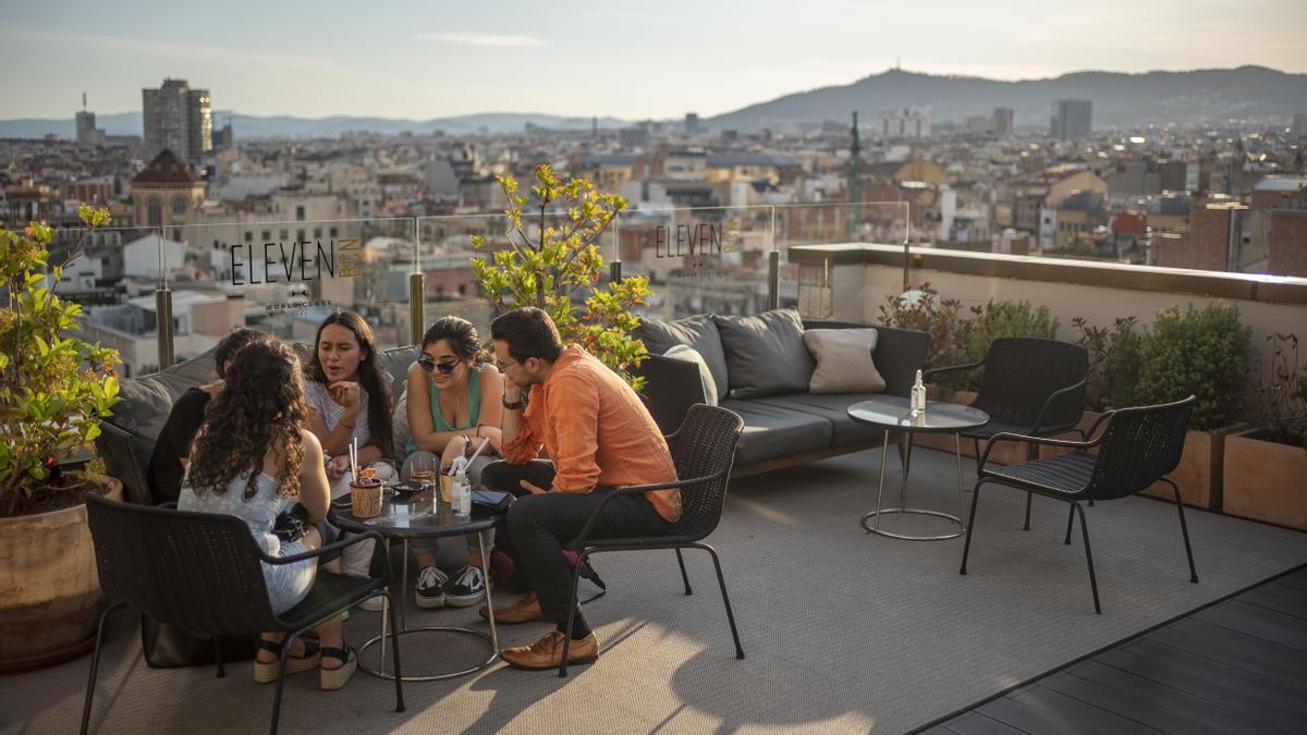 Eleven, la terraza panorámica del NH Collection Barcelona Gran Hotel Calderón.