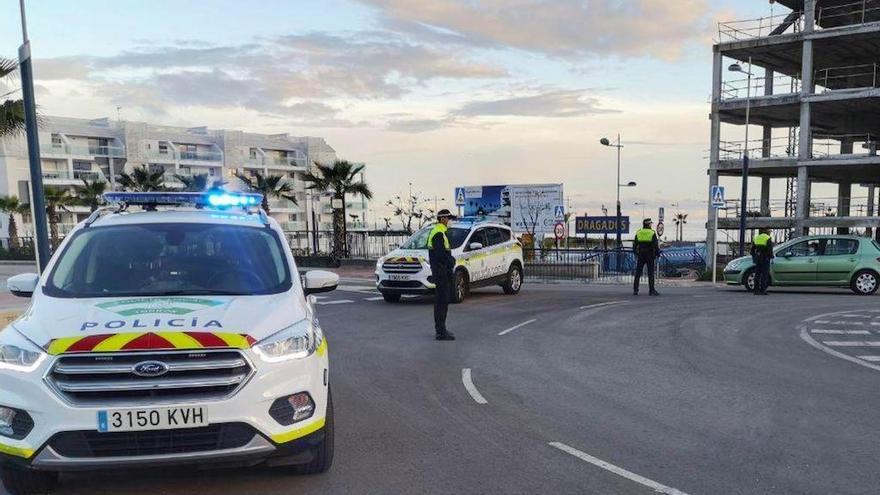 Un control policial de Torrox, esta pasada semana.