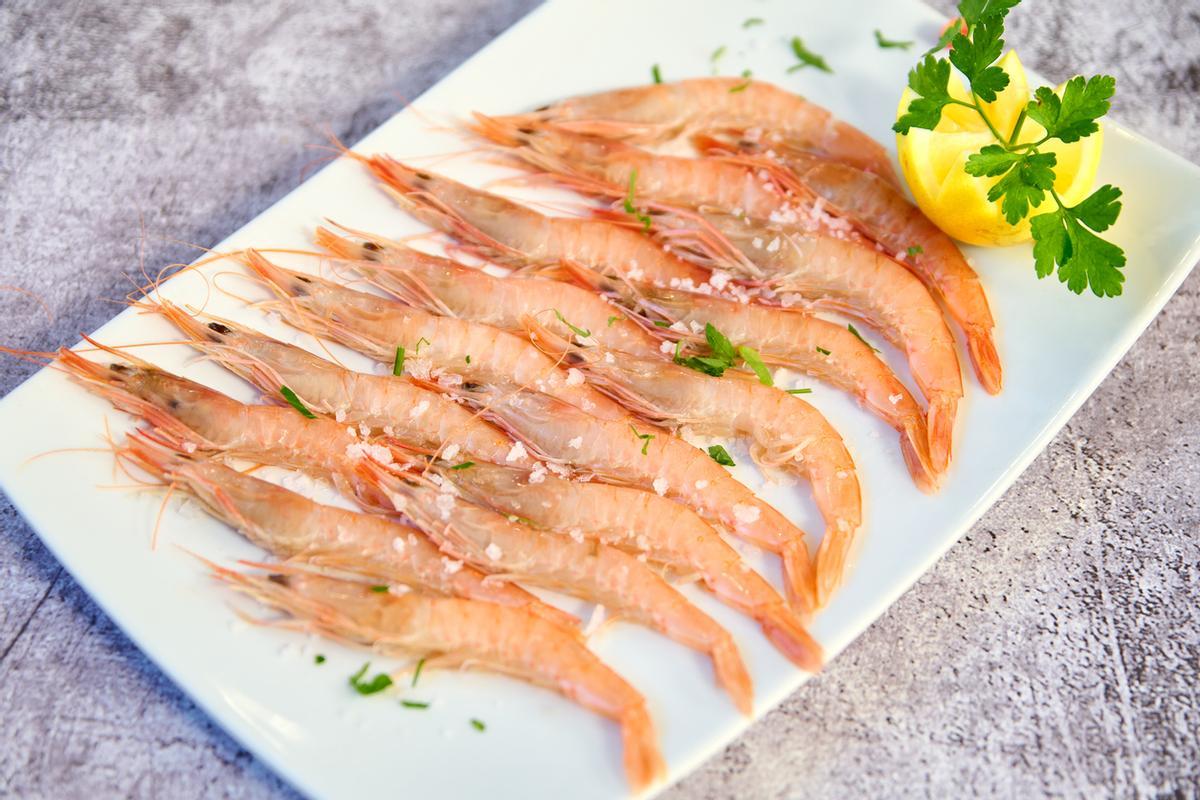 Gambas blancas, sal y plancha, y ya.