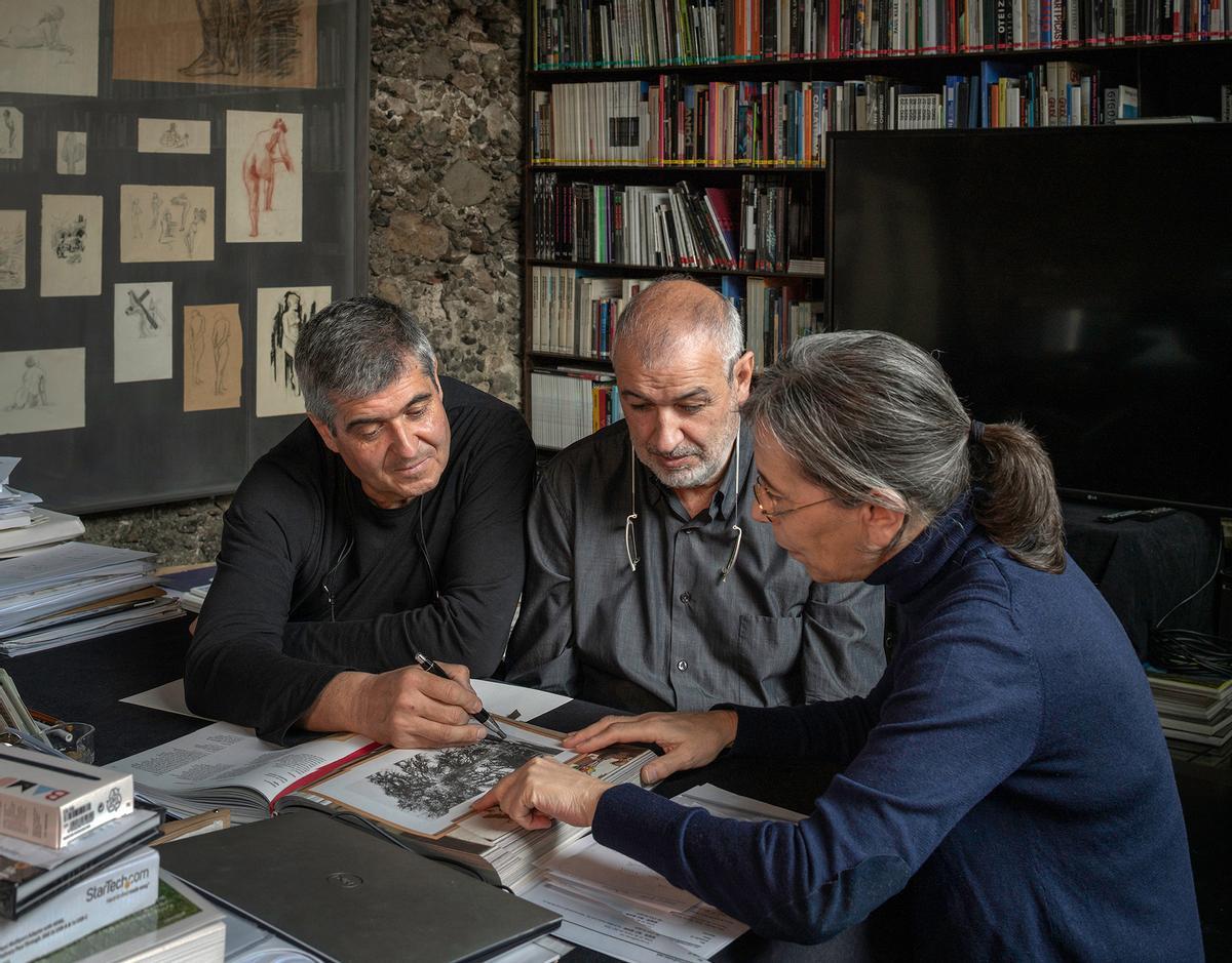 Una imatge de l'equip de RCR Arquitectes