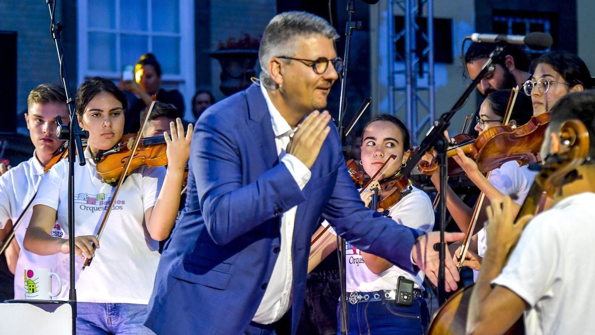 Pregón de las Fiestas Fundacionales de José Brito y Barrios Orquestados.