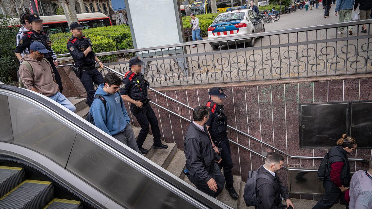 Mil agentes se despliegan en Barcelona, Badalona y LHospitalet en un macrodispositivo contra la multirreincidencia