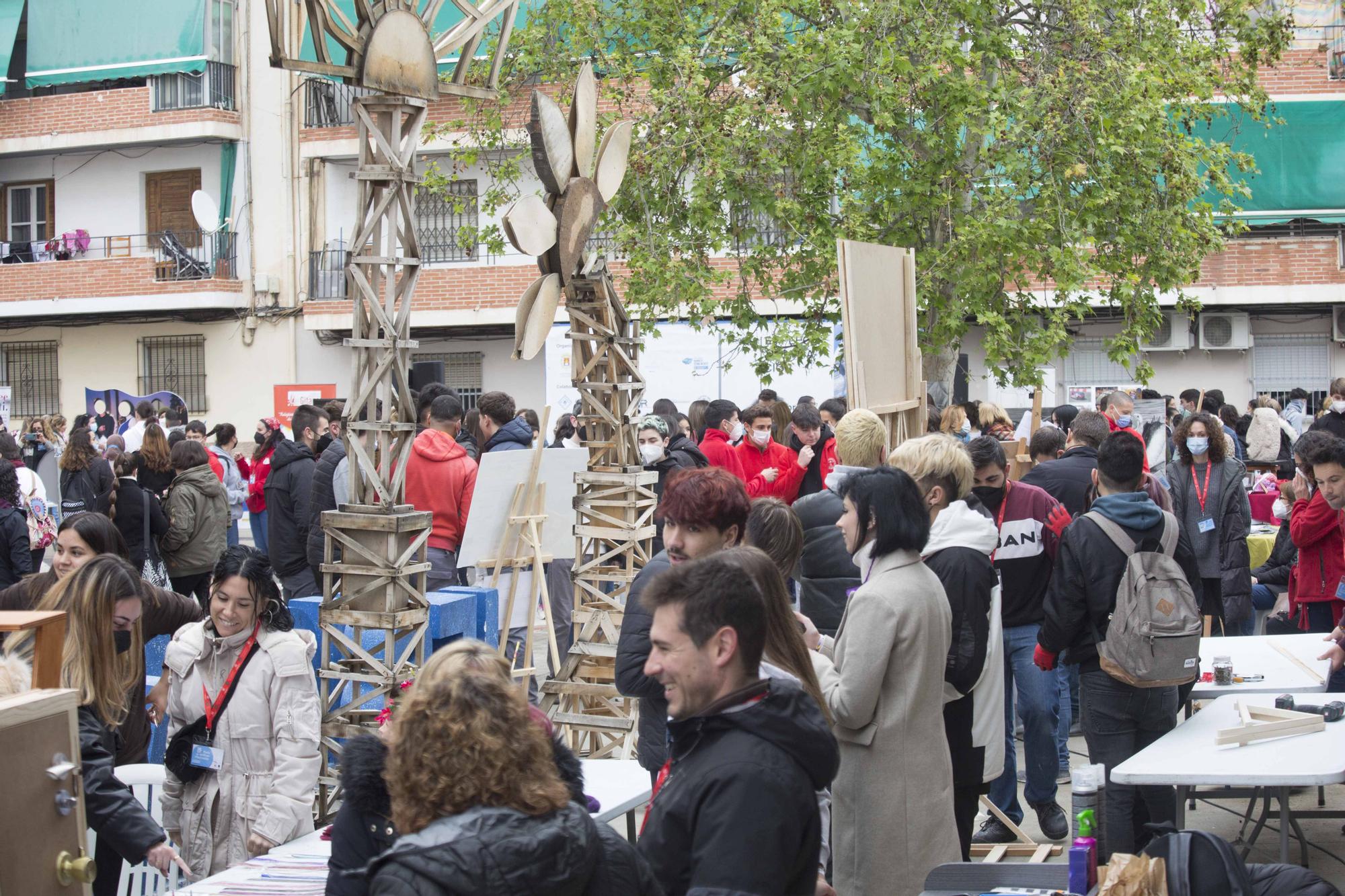 Talleres de estética, emergencias y laboratorios, en plena calle de Alicante
