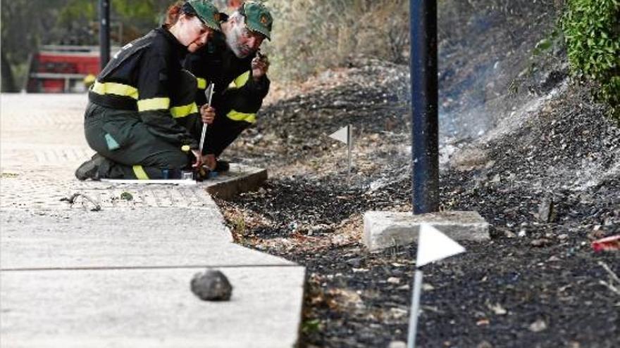 un dels punts de l&#039;incendi que es va produir a les Pedreres de Girona.